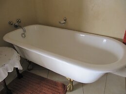 Kleineweide Guest House