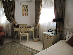 Kleineweide Guest House