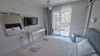 Karadede Hotel