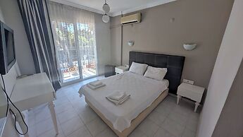 Karadede Hotel