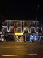 Karadede Hotel