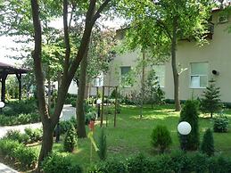 Hotel Baneasa Parc
