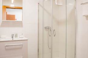 Five Design Rooftop by Storytellers