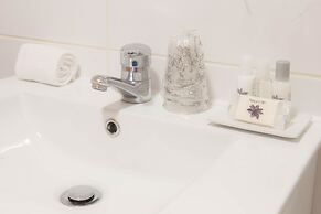 Five Design Rooftop by Storytellers