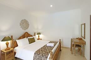 Bali Paradise Heritage by Prabhu