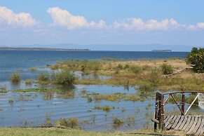 Warthogs Safari Camp