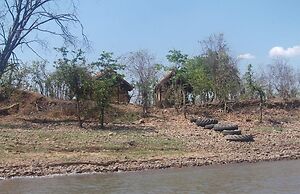 Warthogs Safari Camp