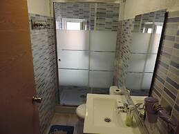 Hostal El Cascabel - Hostel