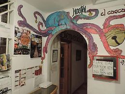 Hostal El Cascabel - Hostel