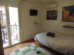 Hostal El Cascabel - Hostel