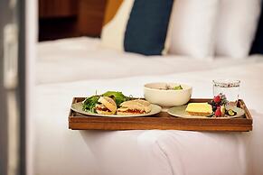 D8 Hotel