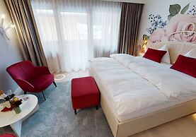 Wellnesshotel ...liebes Rot-Flüh