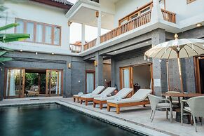 Desa Swan Villas & SPA
