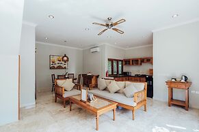 Desa Swan Villas & SPA