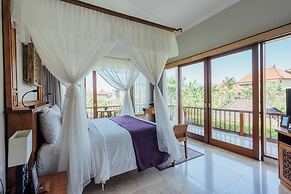 Desa Swan Villas & SPA