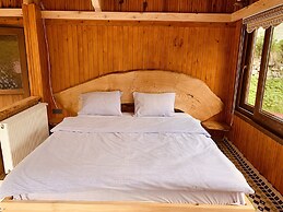 Ayder Selale Dag Evi