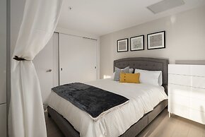 Luxury home in downtown Montreal