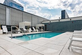 Luxury home in downtown Montreal