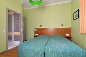 Hotel Dontenville