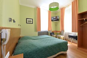 Hotel Dontenville
