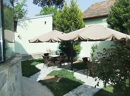 Hotel Relax