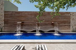 Pauli Boutique Hotel