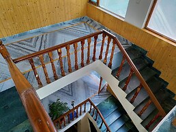 Hotel Mountain Face by Snow City Hotels