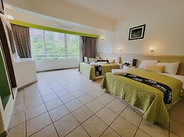 Hotel Puente Nacional & Spa