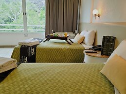 Hotel Puente Nacional & Spa