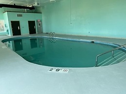 Posh Inn & Suites