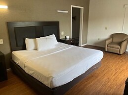 Posh Inn & Suites