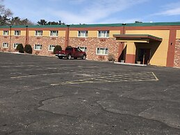Posh Inn & Suites