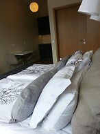 Díma Studio Apartments