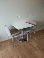 Díma Studio Apartments