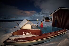 Mjóeyri Travel holiday homes