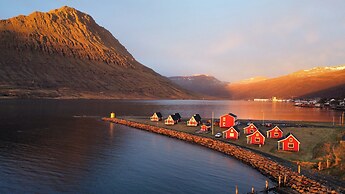 Mjóeyri Travel holiday homes