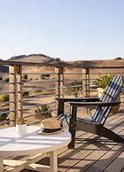 Skyview Hotel - 21 & Over Pool