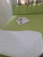 New Yan Yan Guest House