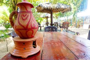 Star Rest Beach Hotel Arugambay