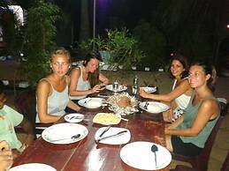 Star Rest Beach Hotel Arugambay