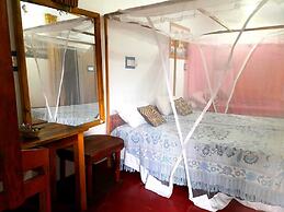 Star Rest Beach Hotel Arugambay