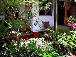 Star Rest Beach Hotel Arugambay