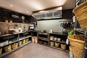 Mountain Hostel Tarter