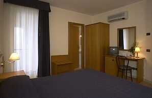 Lion's Hotel