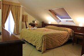 Lion's Hotel