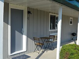 Coastal Suites Resort