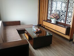 Thai Hoa Riverside Hotel