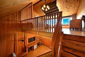 Top Cloud Villa