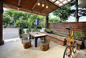 Jinge Guest House