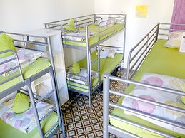 Fabrizzio's Petit - Hostel